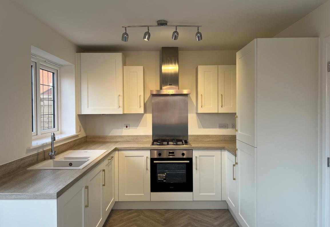 Kitchen in The Lyttleton at Elgar Park