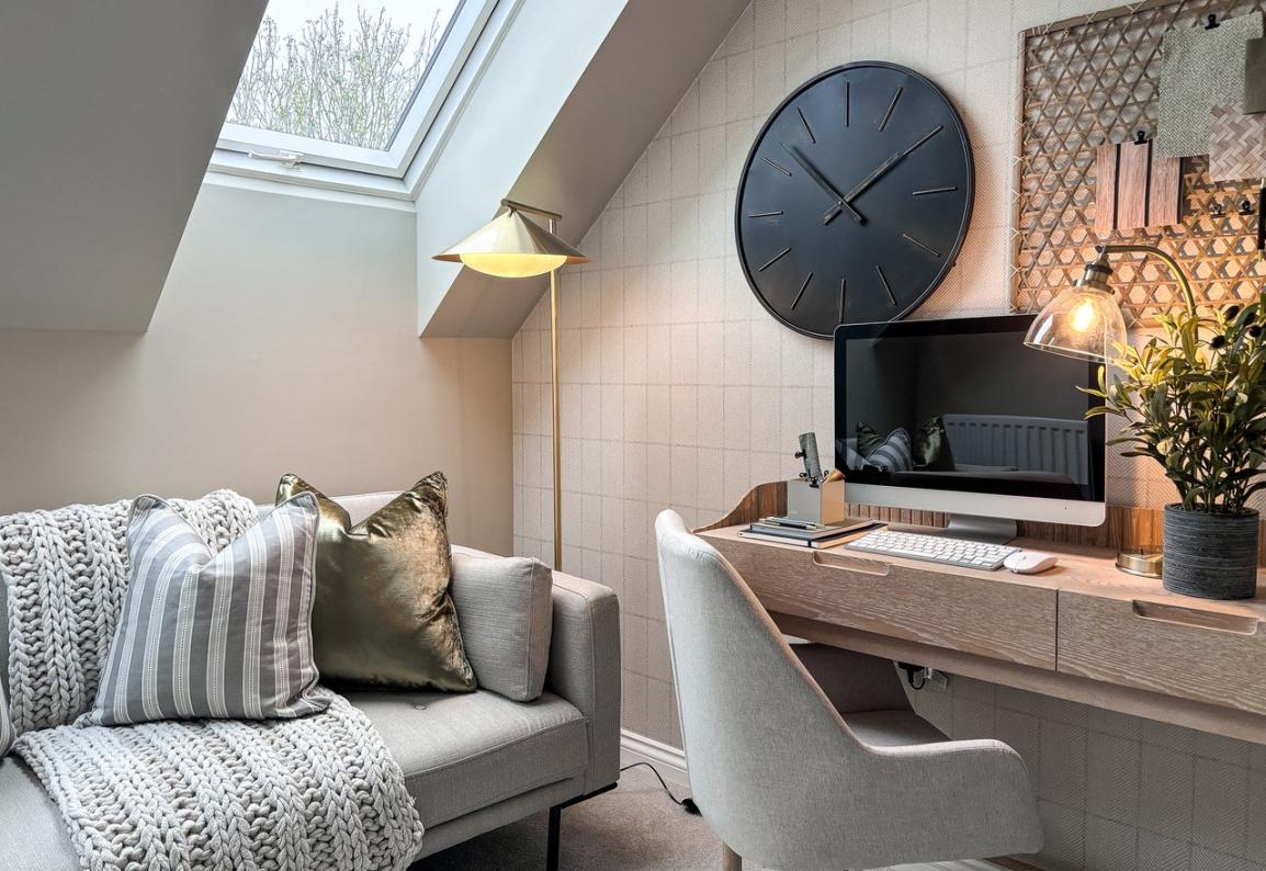 The Falcons Show Home Office