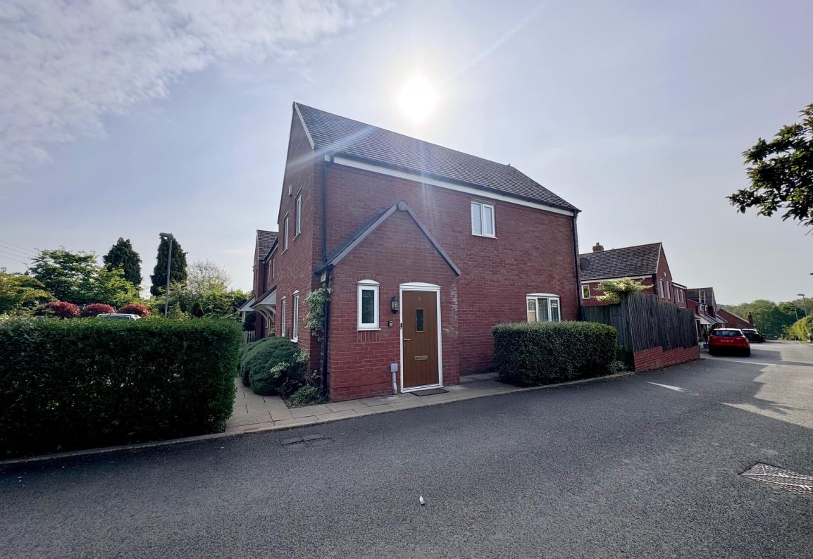 3 bedroom end of terrace home