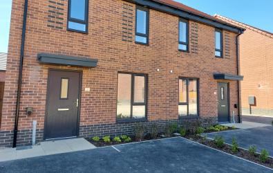 Holmes front elevation